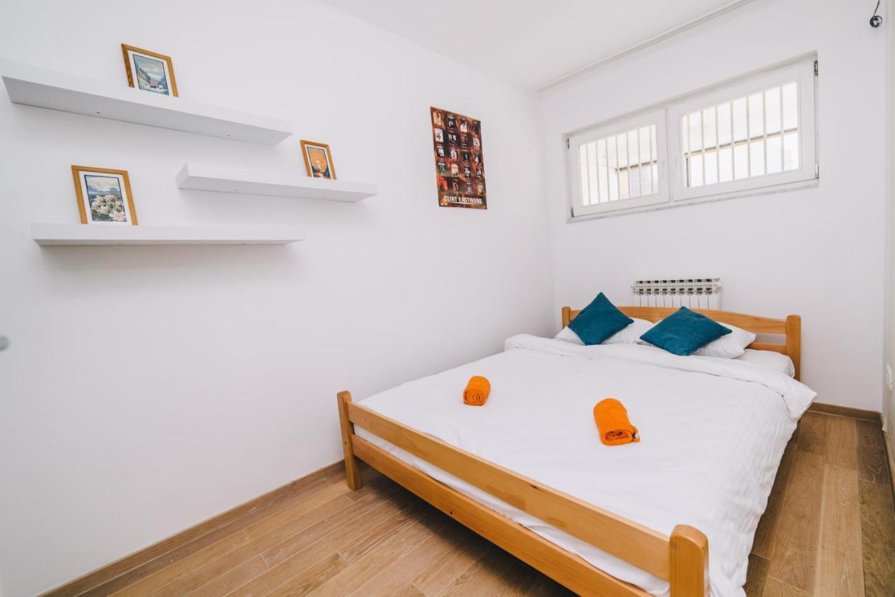 Modern 2Bdr Apartment-Cathedral View-Best Location Сараєво Екстер'єр фото
