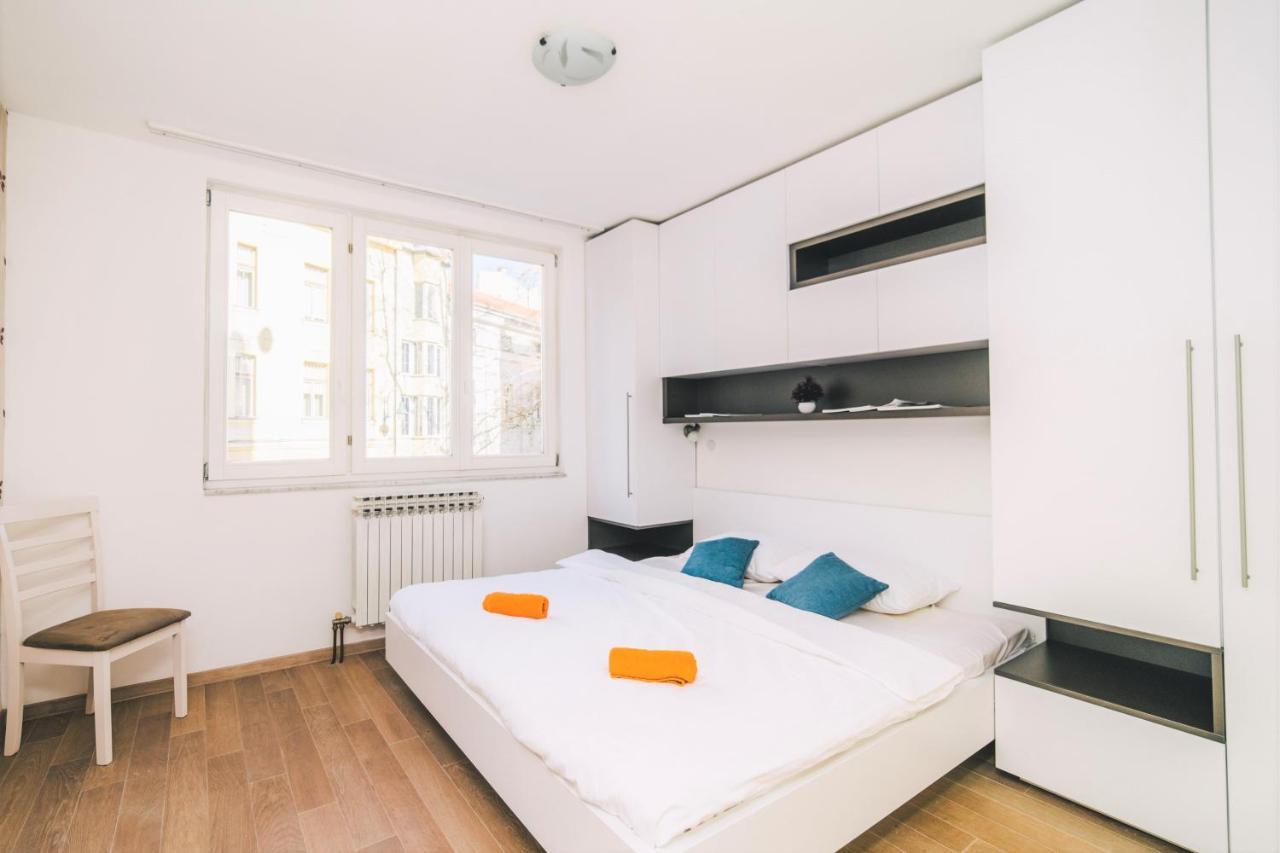 Modern 2Bdr Apartment-Cathedral View-Best Location Сараєво Екстер'єр фото